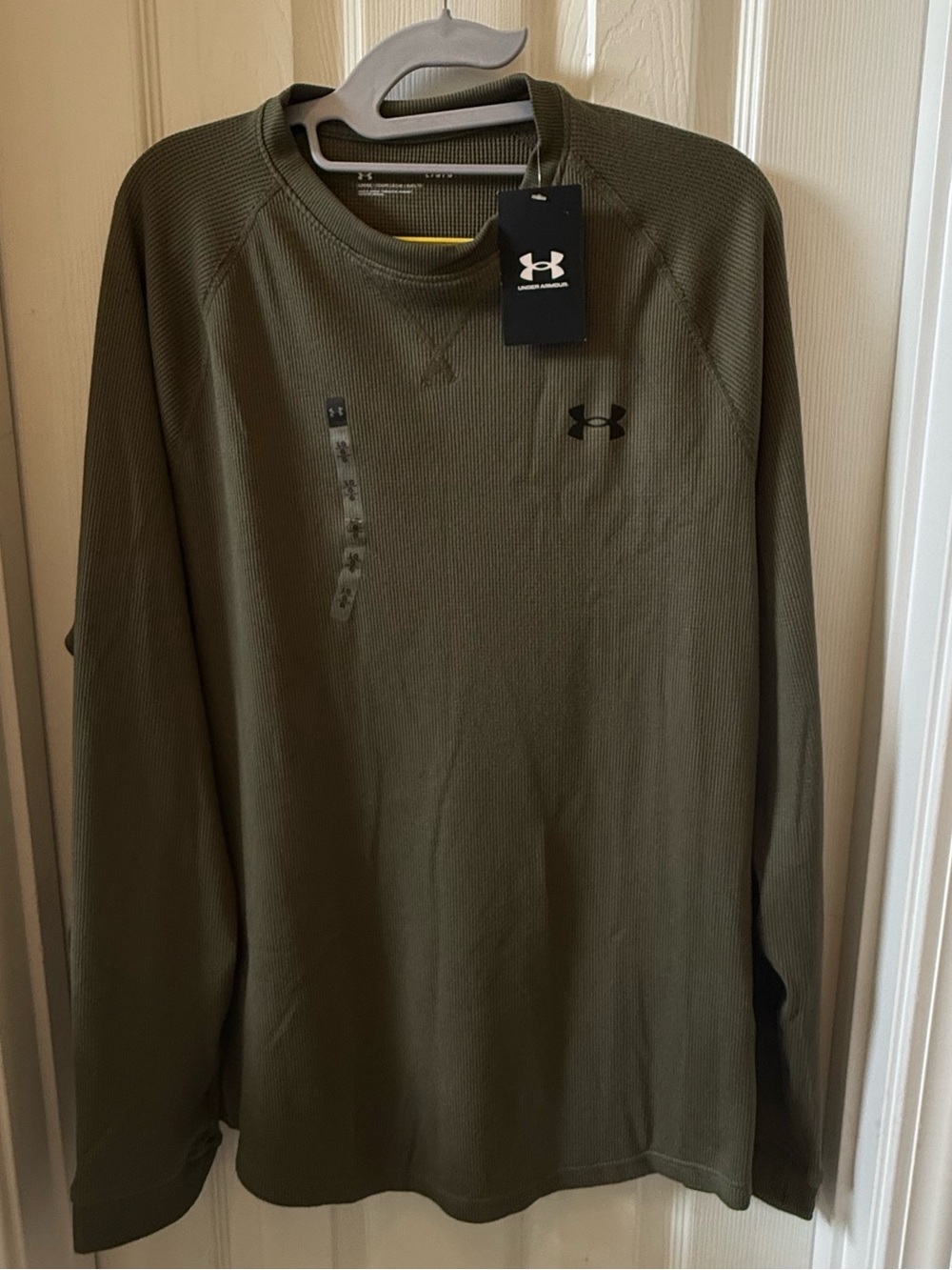 Under Armour Olive Green Long-Sleeve Thermal Crew